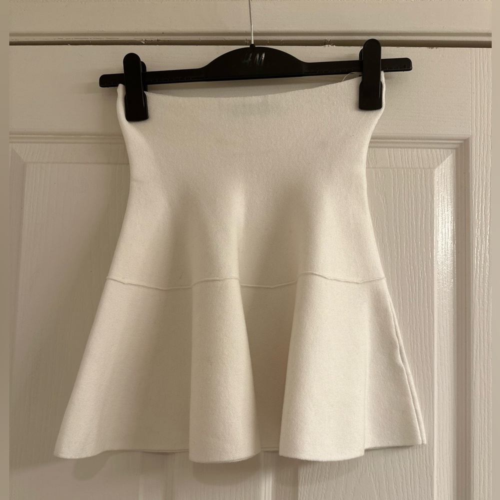 Zara Elegant White Flared knit Skirt